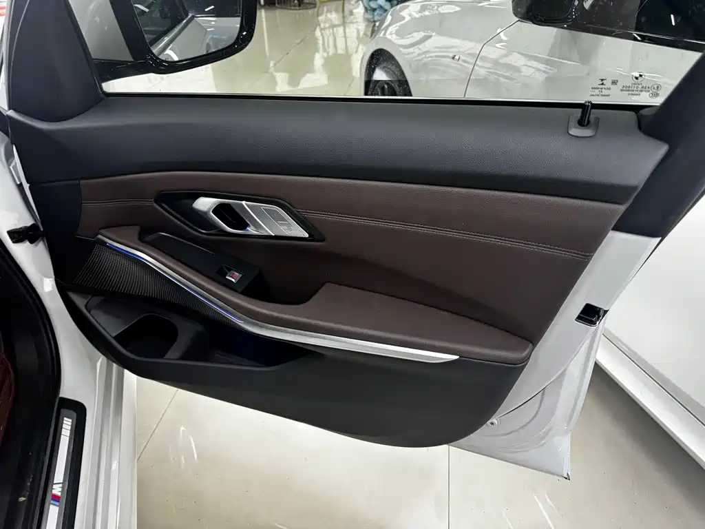 BMW BMW 3 Series 2022 320Li M Sport Package 2022 - thumbnail 8