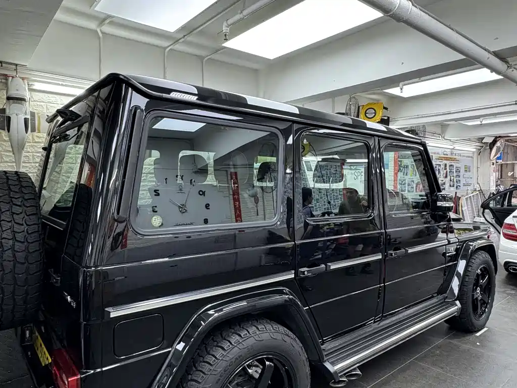Mercedes-Benz Mercedes-Benz G-Class 2009 G 55 AMG 2011 - thumbnail 3