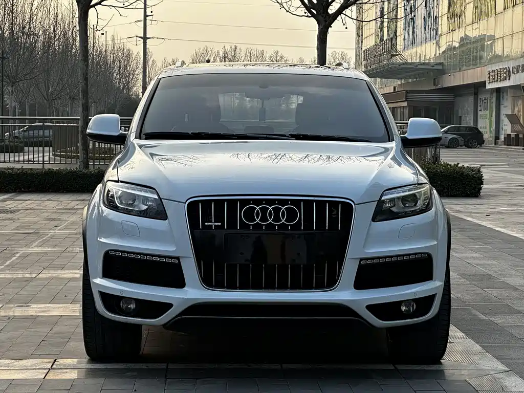 Audi Audi Q7 2013 35 TFSI Exclusive Edition 2013 - thumbnail 2