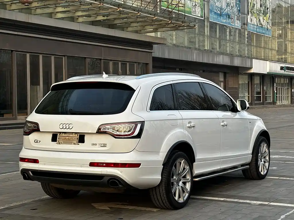 Audi Audi Q7 2013 35 TFSI Exclusive Edition 2013 - thumbnail 10