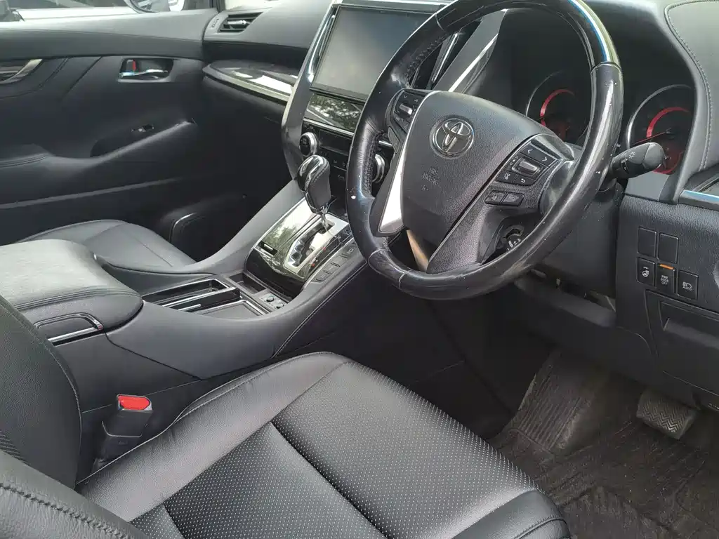 Toyota Alphard 2018 3.5L Luxury Edition 2018 - thumbnail 4