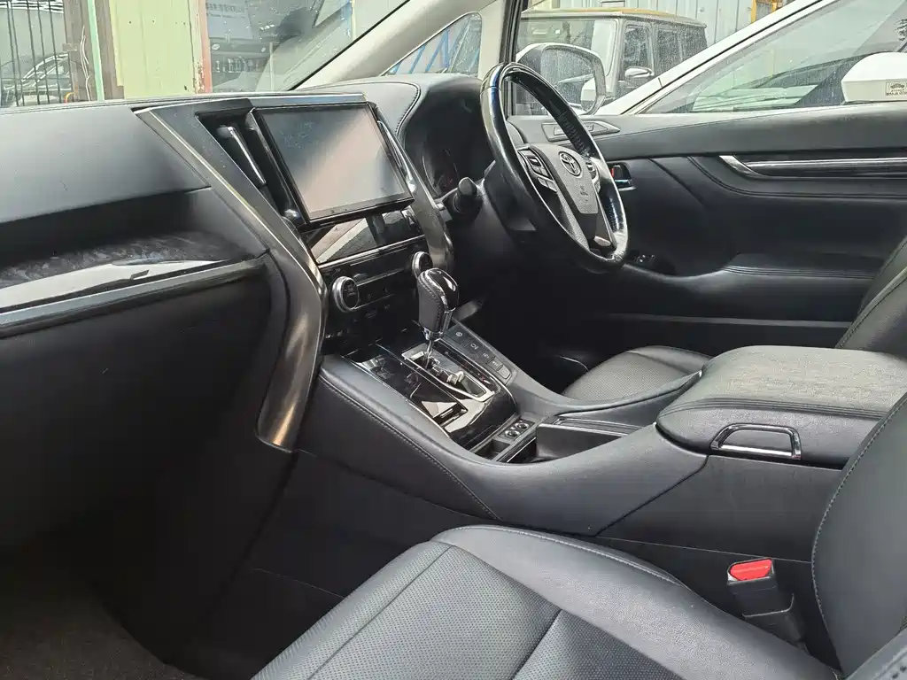 Toyota Alphard 2018 3.5L Luxury Edition 2018 - thumbnail 8