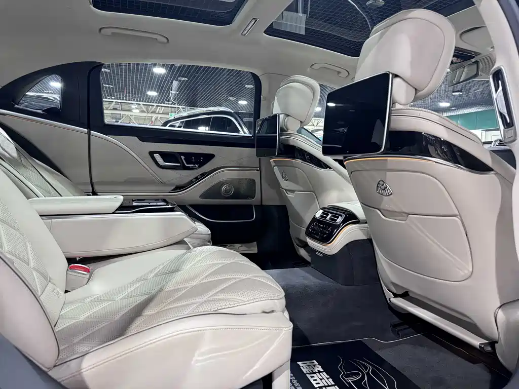 Mercedes-Benz Maybach S-Class 2021 S 480 4MATIC 2022 - thumbnail 8