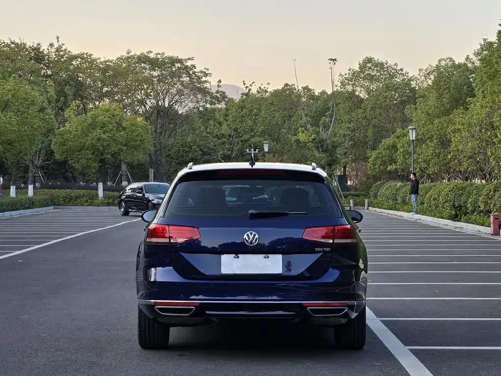 Volkswagen Volkswagen Lavida 2018 380TSI Comfortline 2WD 2019 - thumbnail 4