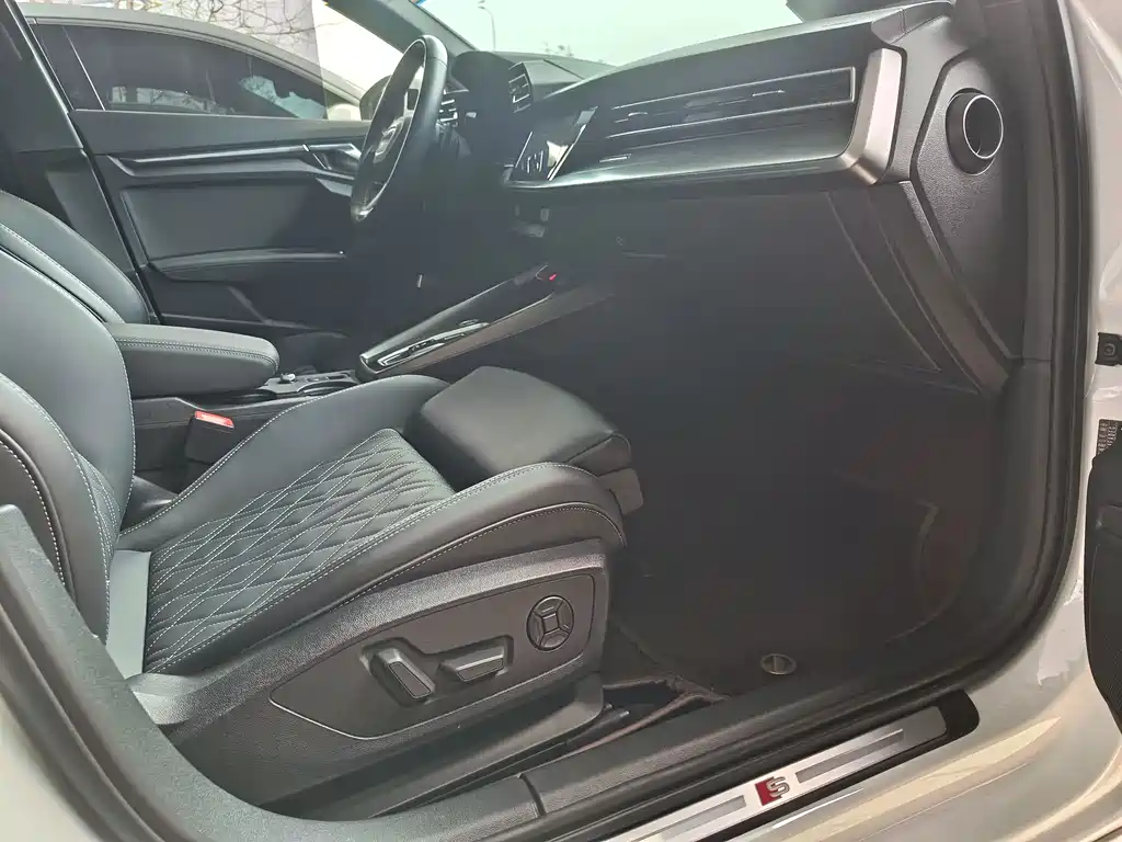 Audi Audi A3 2025 A3L Limousine 35TFSI Premium Comfort 2025 - thumbnail 16