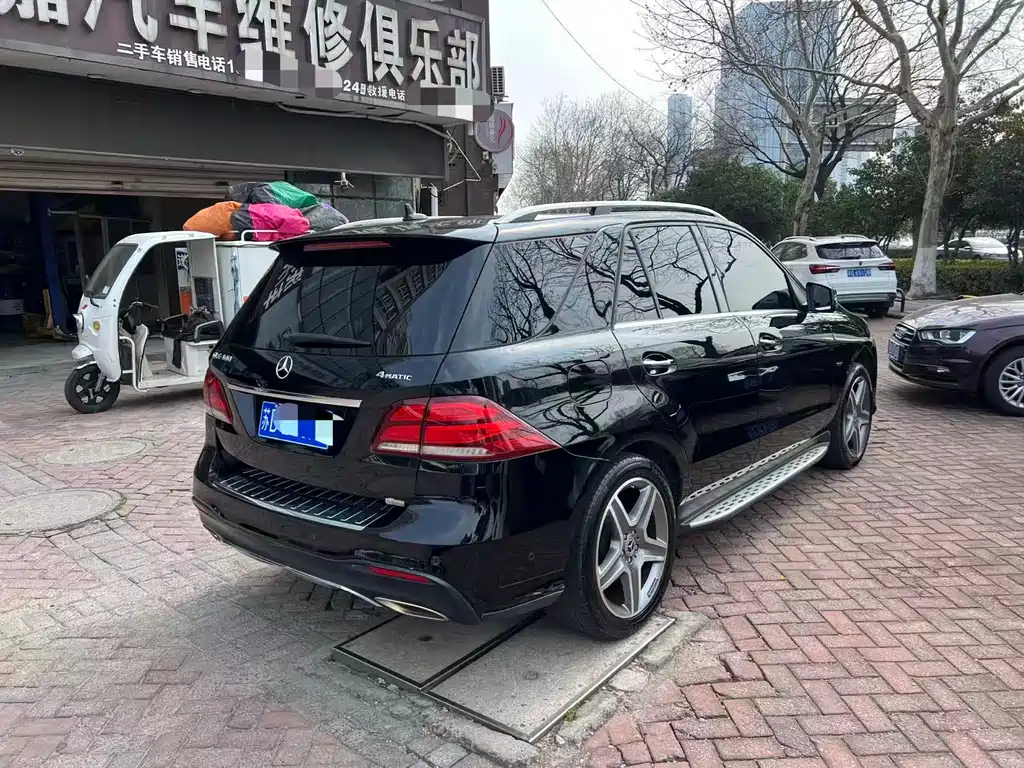Mercedes-Benz Mercedes-Benz GLE 2018 GLE 400 4MATIC Premium Collection Edition 2019 - thumbnail 4