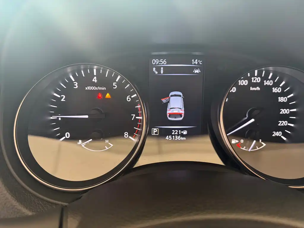 Nissan Nissan Qashqai 2022 2.0L CVT XV Premium Night Edition 2022 - thumbnail 10