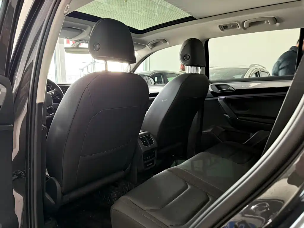 Volkswagen Tayron 2022 280TSI Front-Wheel Drive Luxury Intelligent Connectivity Edition 2022 - thumbnail 5