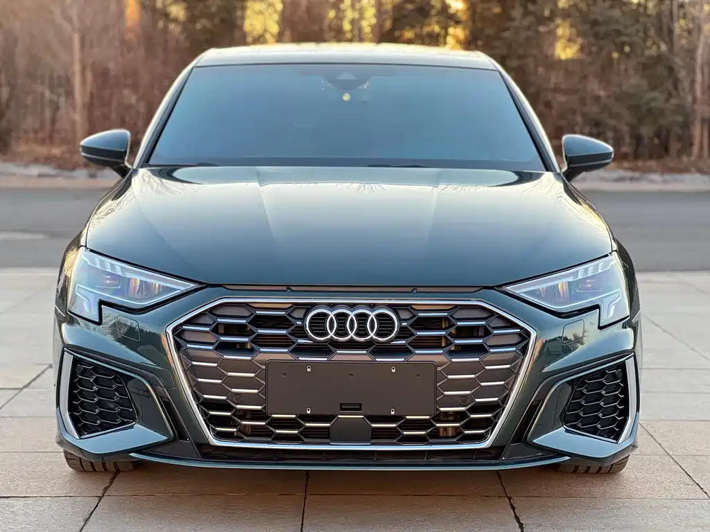 Audi Audi A3 Sportback 35 TFSI 2023 Fashion Sport Edition 2023 - thumbnail 2