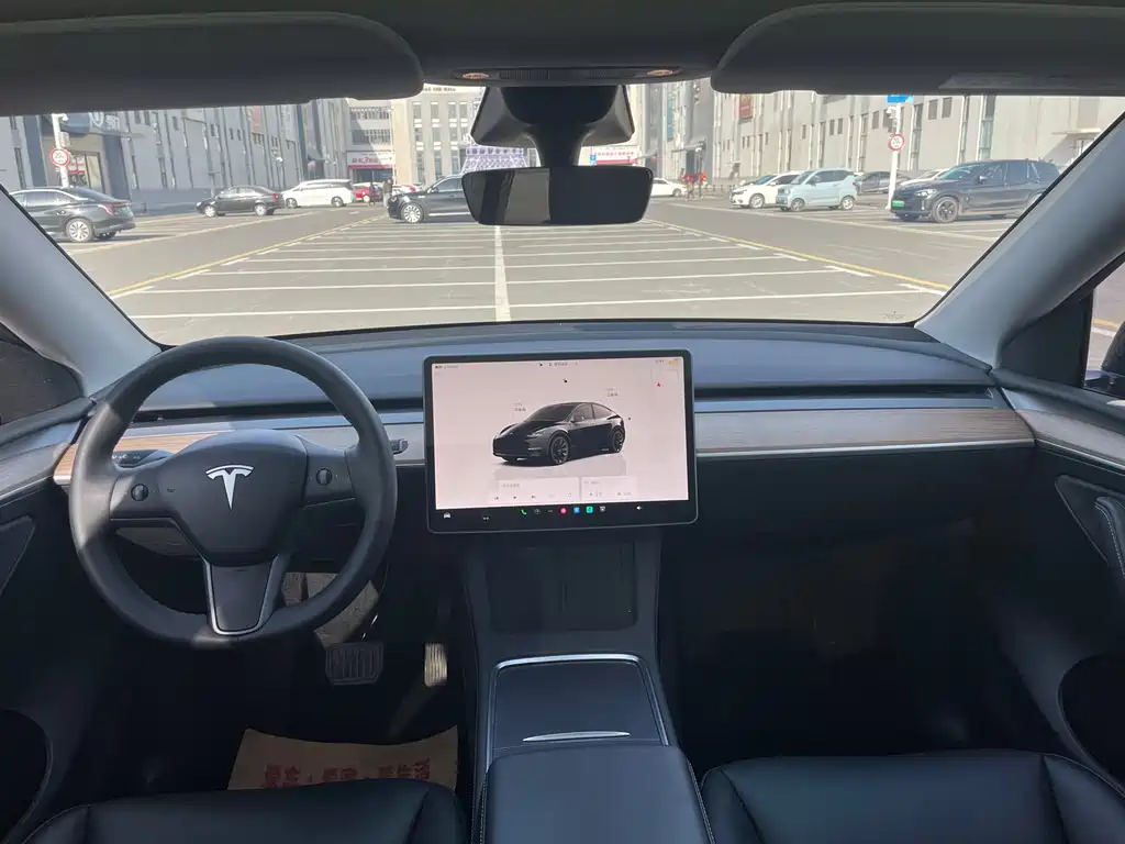 Tesla Model Y 2022 Rear-Wheel Drive 2022 - thumbnail 5