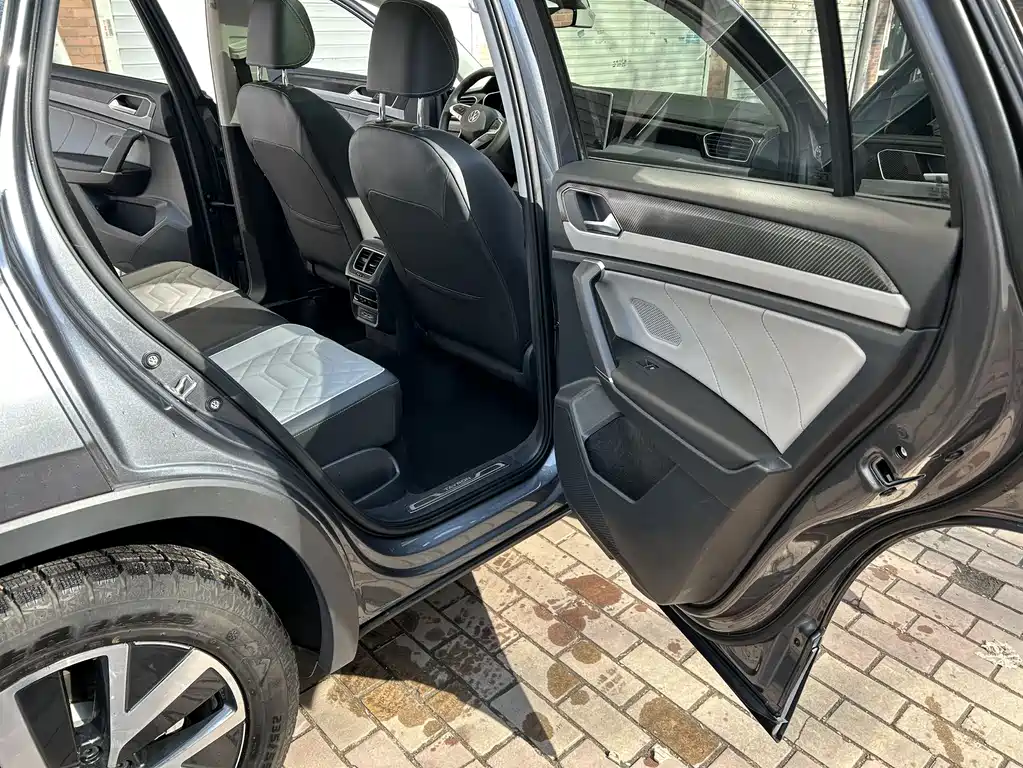 Volkswagen Tayron 2023 280TSI 2WD Luxury Plus Advanced Edition 2023 - thumbnail 14