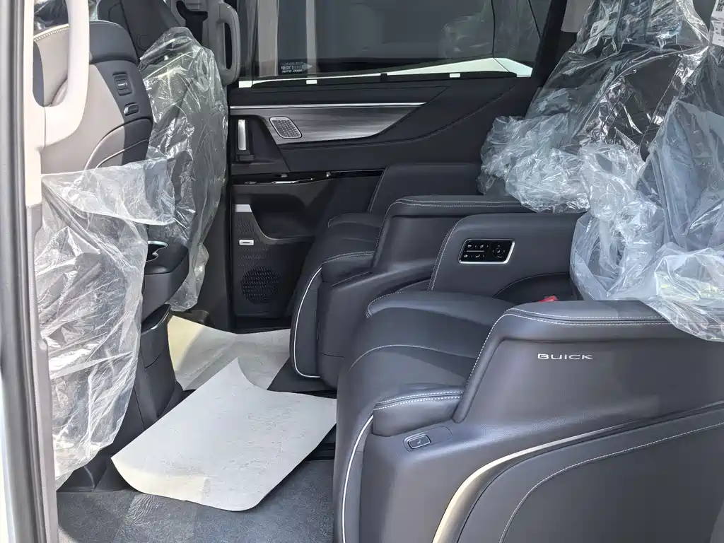 Buick Buick GL8 2026 Landtrek Premium Edition 2026 - thumbnail 10