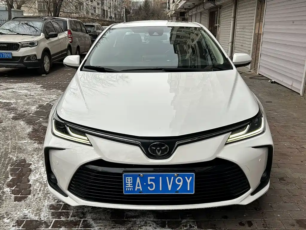 Toyota Toyota Corolla 2022 TNGA 1.5L CVT Advanced Edition 2022 - thumbnail 2