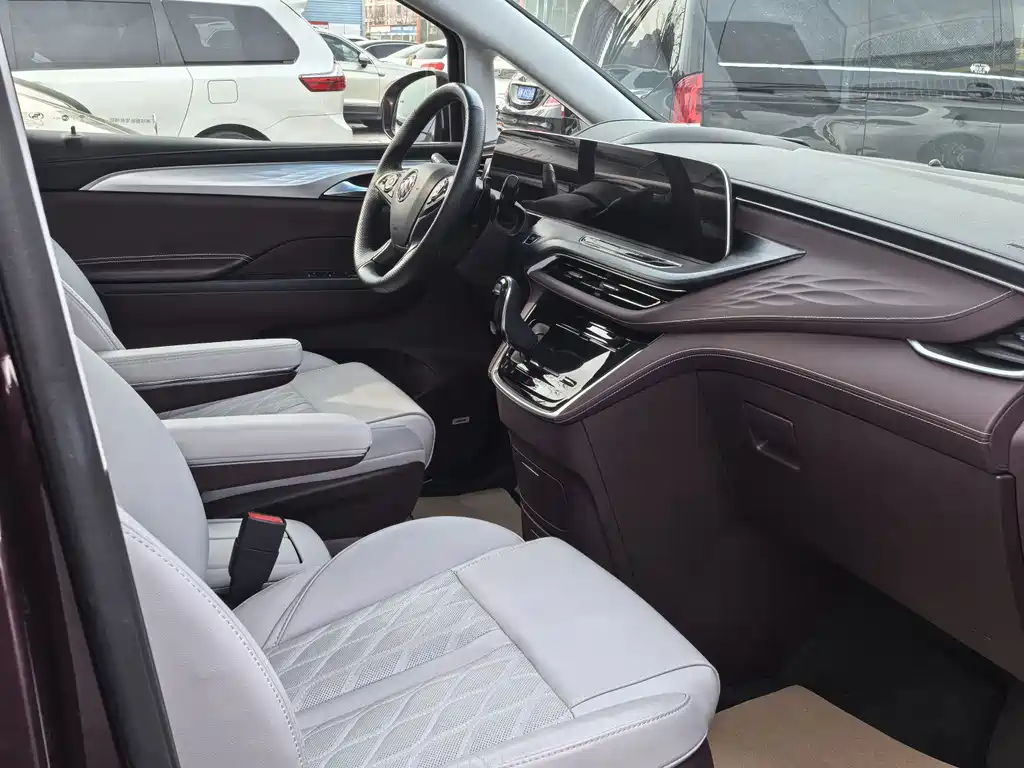 Buick Buick GL8 2023 Avenir Six-Seat Elegant Edition 2025 - thumbnail 11