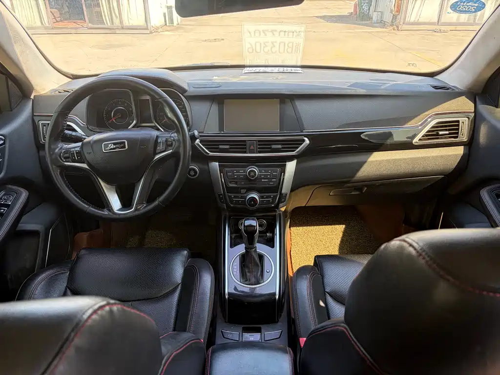 Zotye Dymax X5 2017 Upgrade Edition 1.5T CVT Zhi Xian Model 2016 - thumbnail 4