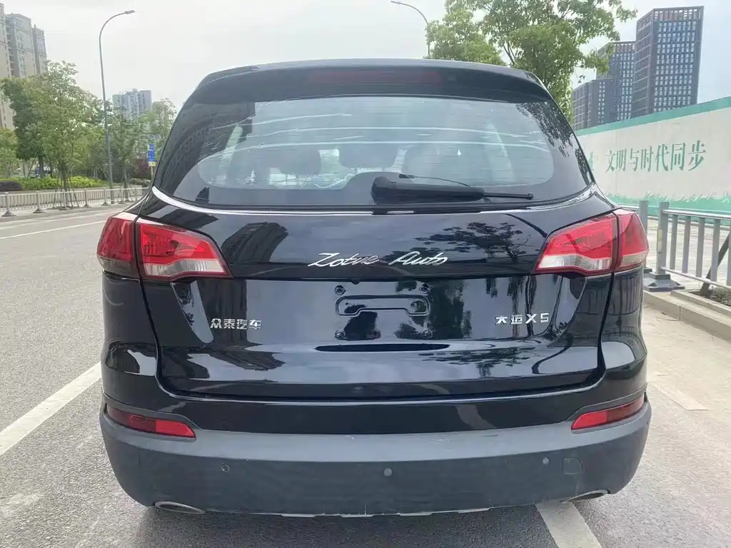 Zotye Dymax X5 2017 Upgrade Edition 1.5T CVT Zhi Xian Model 2016 - thumbnail 9