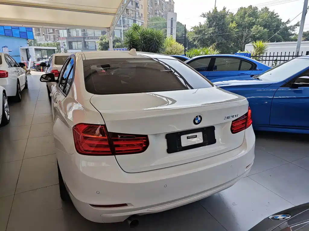 BMW BMW 3 Series 2013 320i Fashion Edition 2013 - thumbnail 6