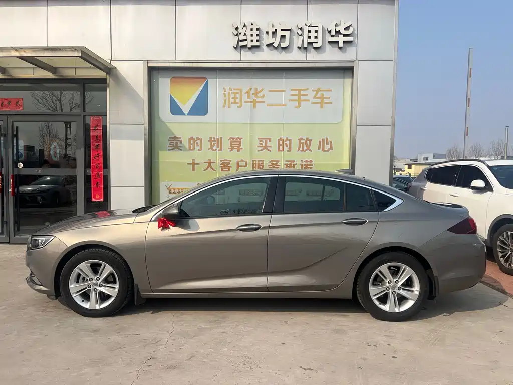 Buick Buick Regal 2017 20T Essence Edition 2018 - thumbnail 2