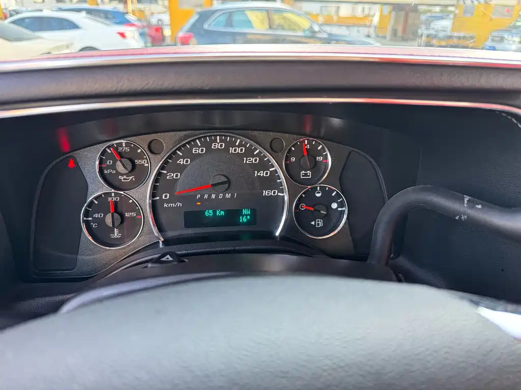 GMC GMC Savana 2017 6.0L G660S雅尊天幕版 Wait, let me correct that - "雅尊天幕版" appears to be a Chinese trim/package designation. The internationally accepted name would be: GMC Savana 2017 6.0L G660S Actually, looking more carefully at the original, "SAVANA" is already the English model name. The internationally accepted model name is simply: GMC Savana 2017 6.0L G660S 2017 - thumbnail 21