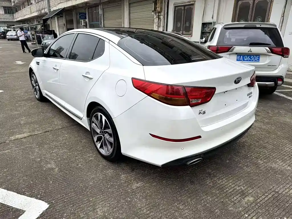 Kia Kia K5 2014 2.0L Automatic LUXURY 2014 - thumbnail 9