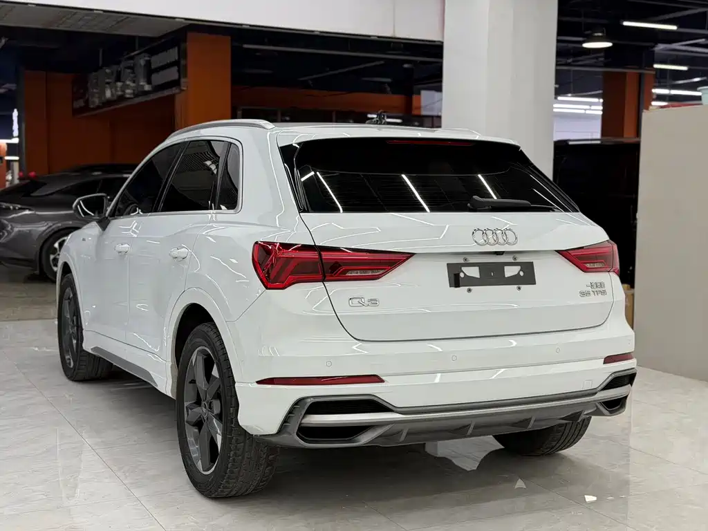 Audi Audi Q3 2022 35 TFSI Fashion Dynamic Edition 2022 - thumbnail 6