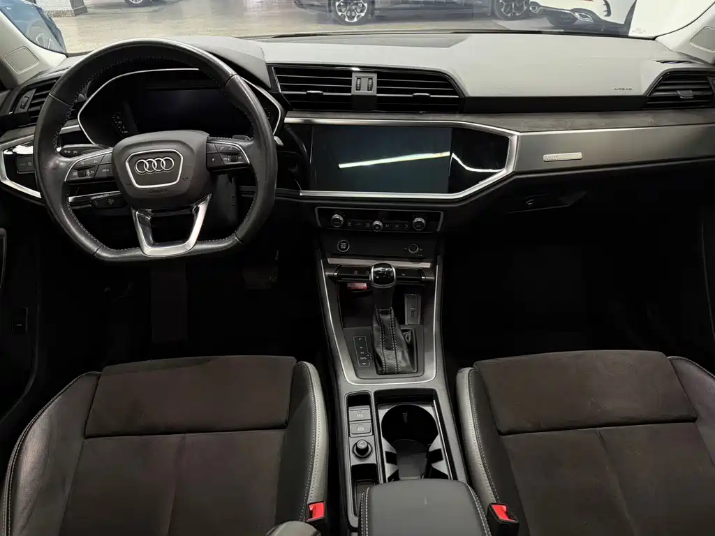 Audi Audi Q3 2022 35 TFSI Fashion Dynamic Edition 2022 - thumbnail 7