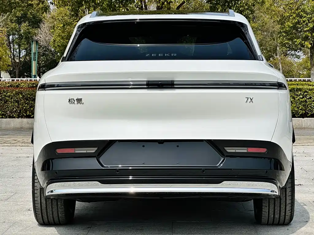 Zeekr Zeekr 7X 2025 Model 100kWh Long Range Rear-Wheel Drive Intelligent Driving Version 2026 - thumbnail 5