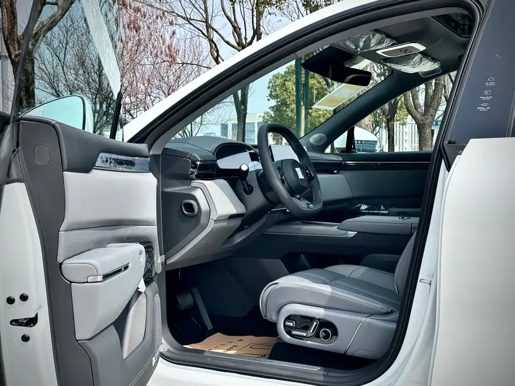 Zeekr Zeekr 7X 2025 Model 100kWh Long Range Rear-Wheel Drive Intelligent Driving Version 2026 - thumbnail 8