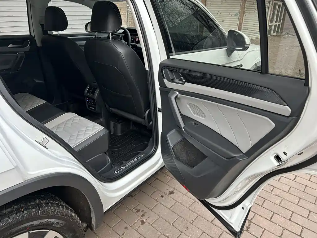 Volkswagen Tayron 2023 280TSI 2WD Luxury Plus Advanced Edition 2023 - thumbnail 17