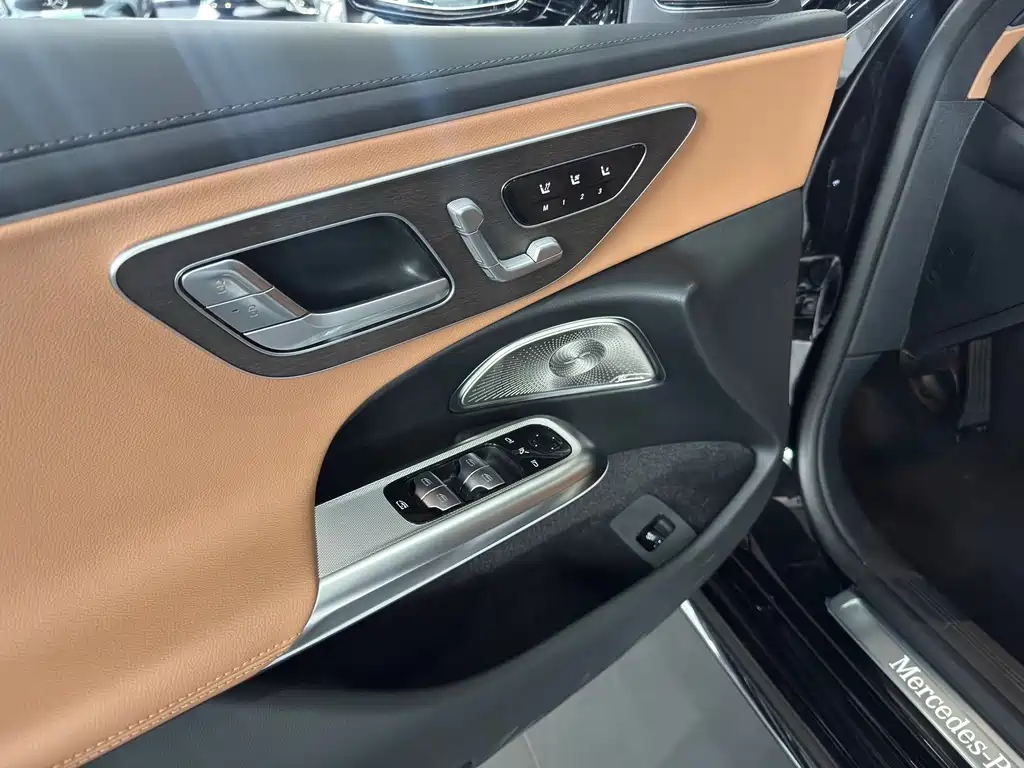 Mercedes-Benz Mercedes-Benz E-Class 2026 E 300 L Fashion Edition 2026 - thumbnail 7