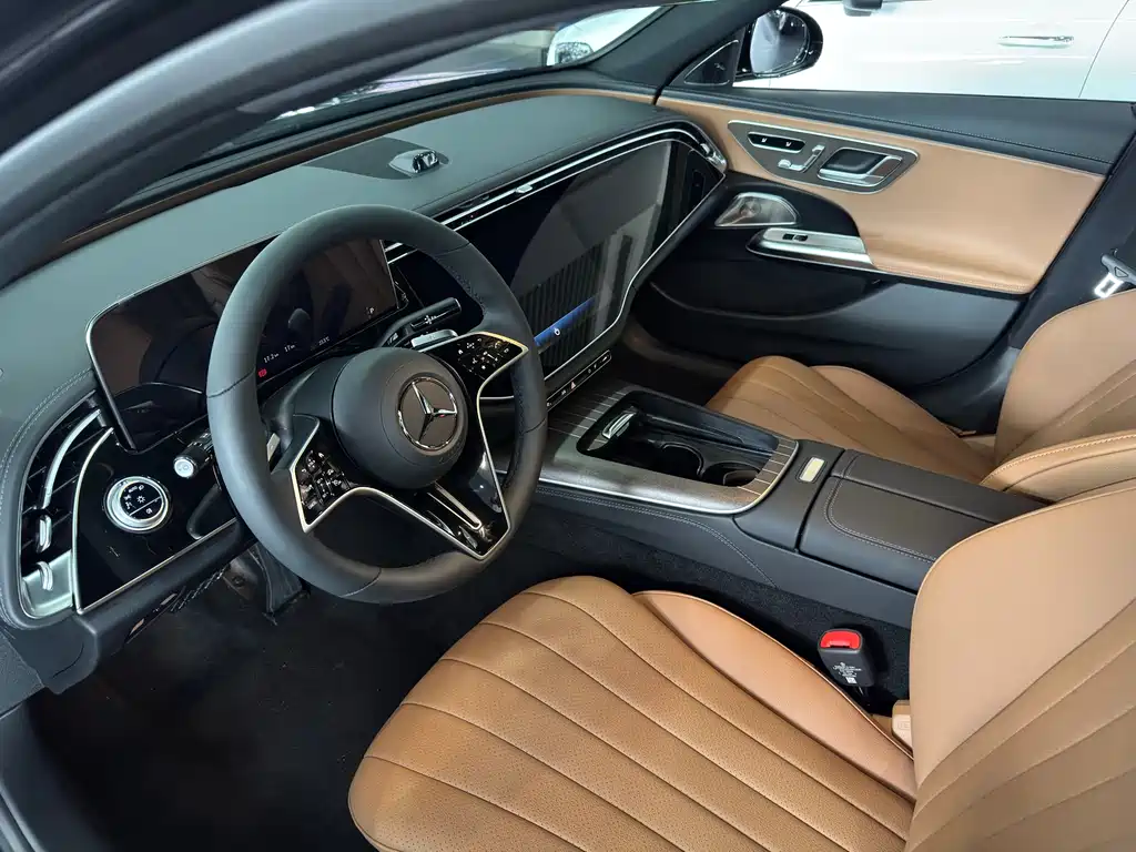 Mercedes-Benz Mercedes-Benz E-Class 2026 E 300 L Fashion Edition 2026 - thumbnail 9