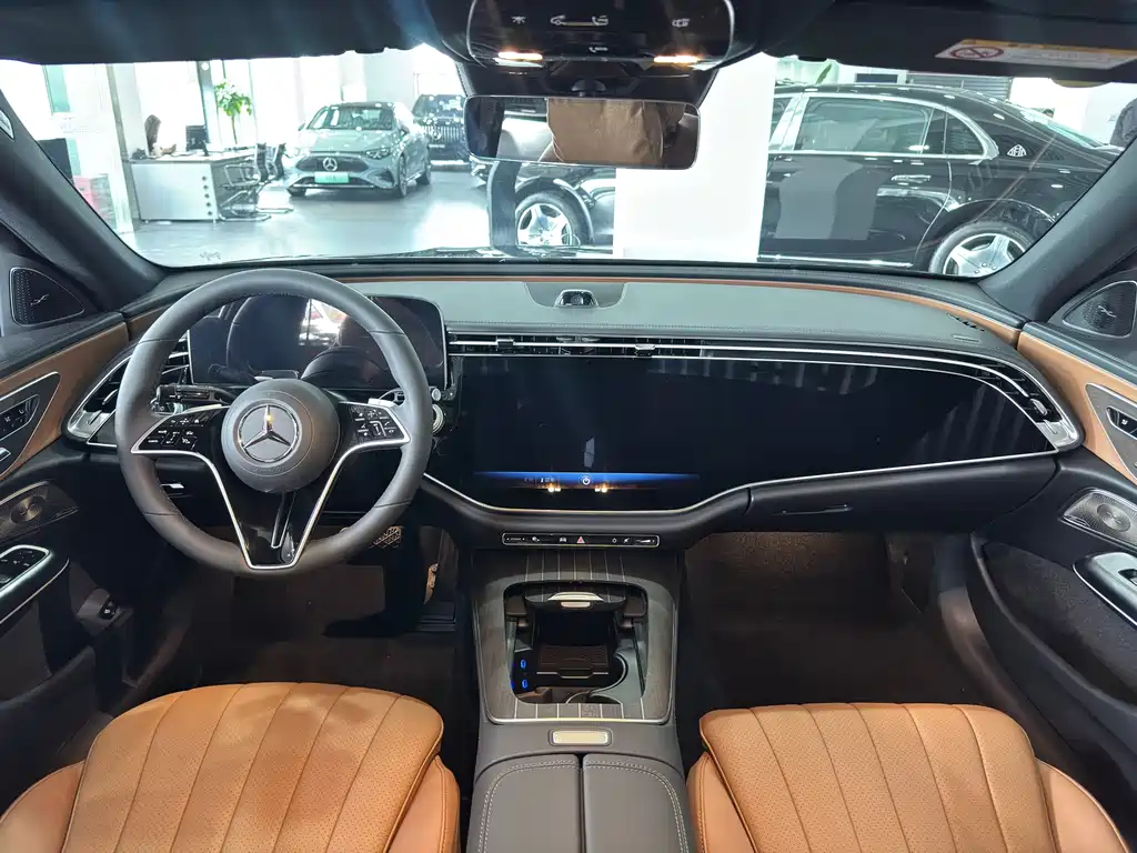 Mercedes-Benz Mercedes-Benz E-Class 2026 E 300 L Fashion Edition 2026 - thumbnail 10