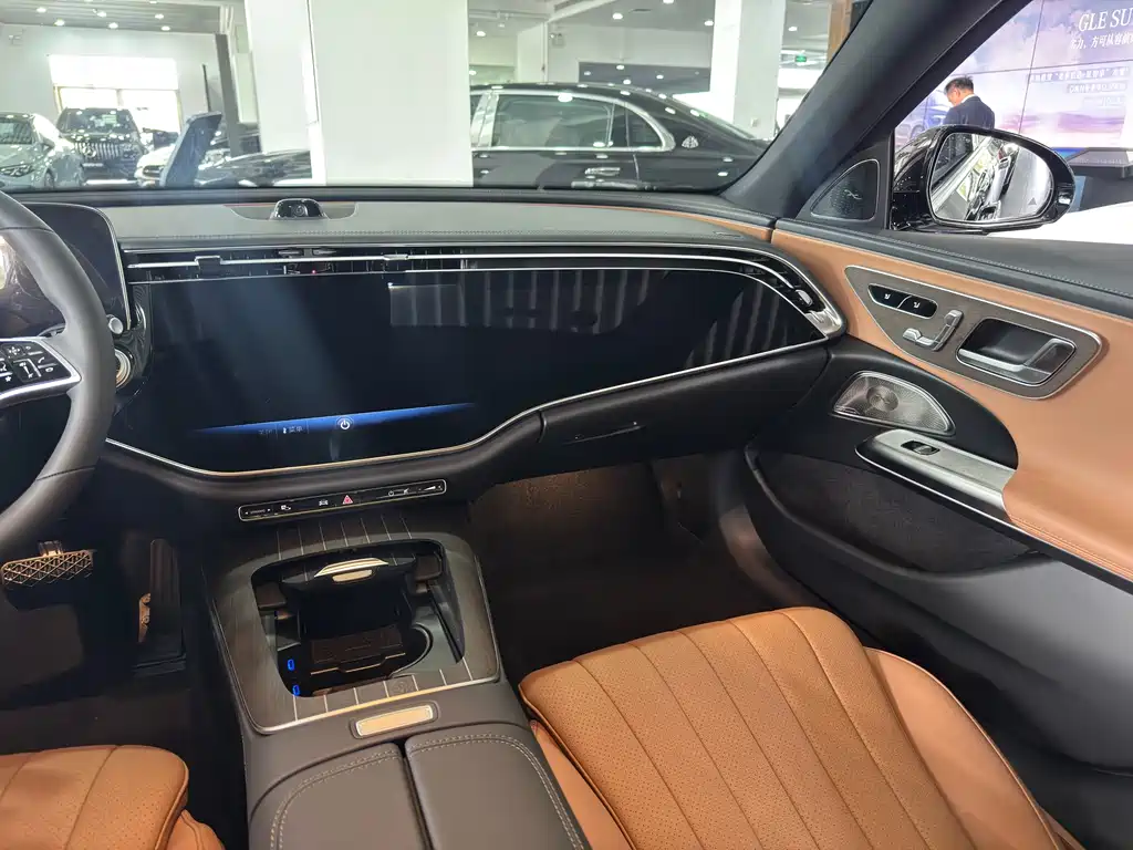 Mercedes-Benz Mercedes-Benz E-Class 2026 E 300 L Fashion Edition 2026 - thumbnail 13