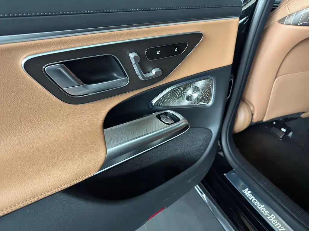Mercedes-Benz Mercedes-Benz E-Class 2026 E 300 L Fashion Edition 2026 - thumbnail 15