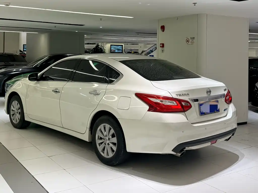 Nissan Nissan Teana 2018 2.0L XL Intelligent Advance Edition 2018 - thumbnail 4