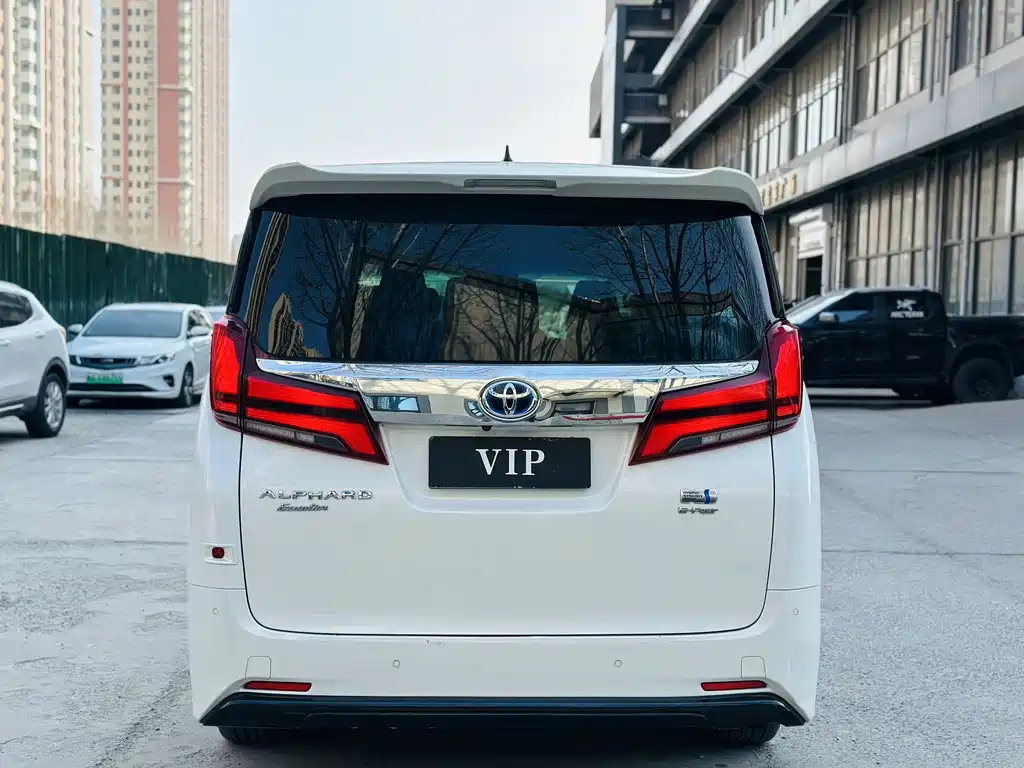 Toyota Alphard 2021 Model Hybrid 2.5L Executive Version 2023 - thumbnail 8