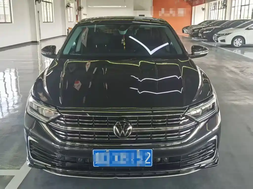 Volkswagen Volkswagen Sagitar 2024 300TSI DSG Comfortline 2024 - thumbnail 2