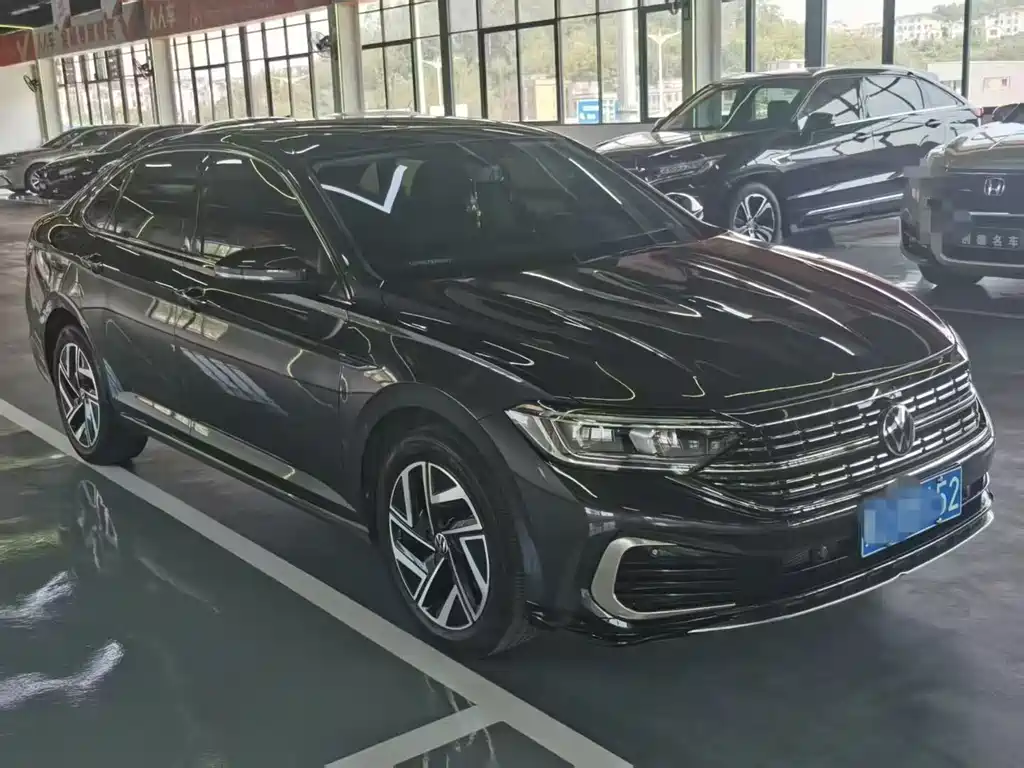 Volkswagen Volkswagen Sagitar 2024 300TSI DSG Comfortline 2024 - thumbnail 3