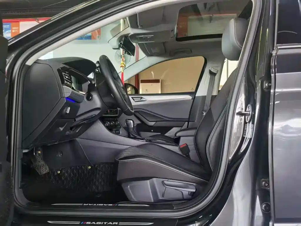 Volkswagen Volkswagen Sagitar 2024 300TSI DSG Comfortline 2024 - thumbnail 4