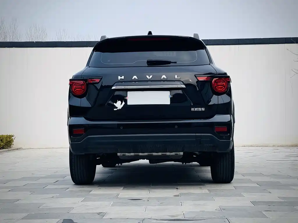 Haval Haval Big Dog PLUS 2023 1.5T 2WD潮野版Plus  Note: The internationally accepted name would be "Haval Big Dog PLUS" as Haval is already an internationally recognized brand name, and "Big Dog" is the official international model name for this SUV. The rest of the specifications (2023, 1.5T, 2WD) remain the same in English. The "潮野版Plus" part doesn't have a direct international equivalent and would typically be described through trim level descriptions in English markets. 2023 - thumbnail 5