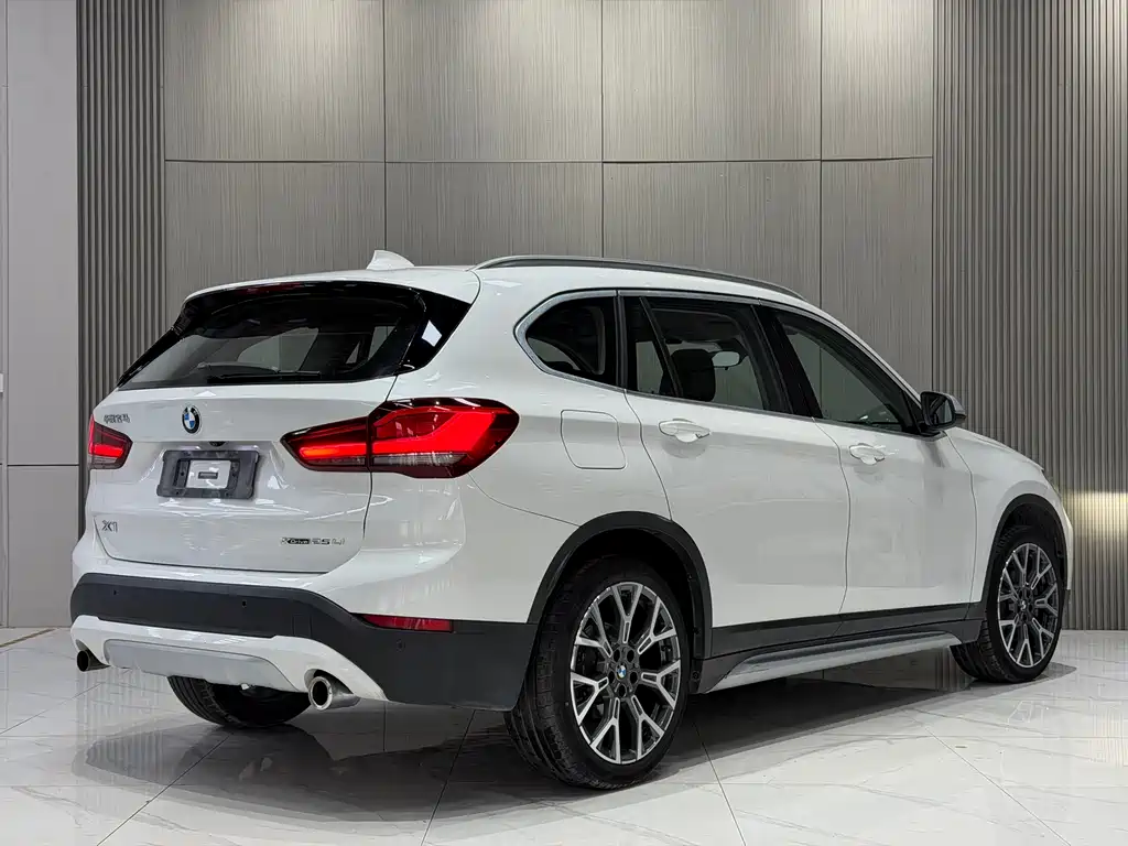 BMW BMW X1 2021 xDrive25Li Premium Model 2020 - thumbnail 5