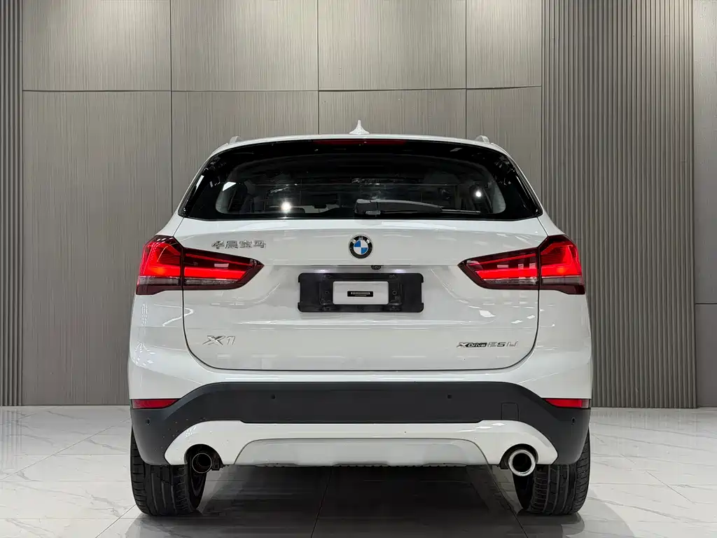 BMW BMW X1 2021 xDrive25Li Premium Model 2020 - thumbnail 8