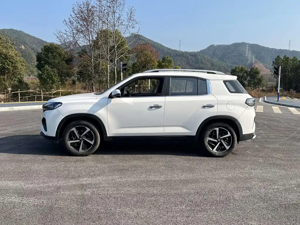 Hyundai Hyundai ix35 2021 2.0L Automatic 2WD GLS Premium Edition 2021 - thumbnail 3