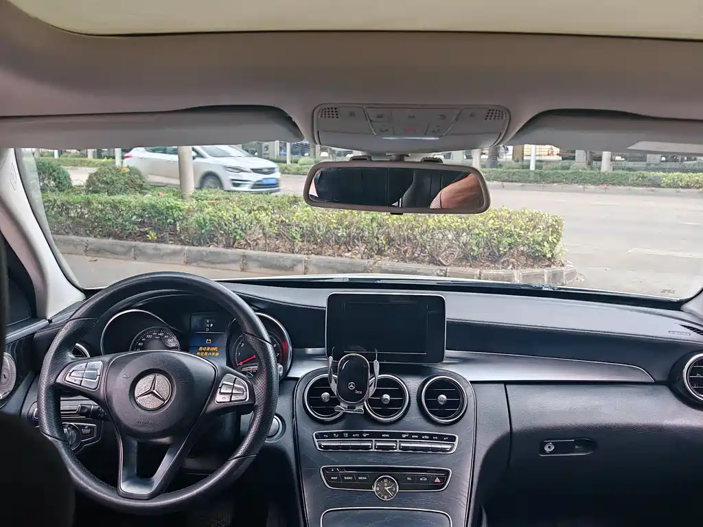 Mercedes-Benz Mercedes-Benz C-Class 2017 Model Year Facelift C 200 L Sport Edition 2017 - thumbnail 10
