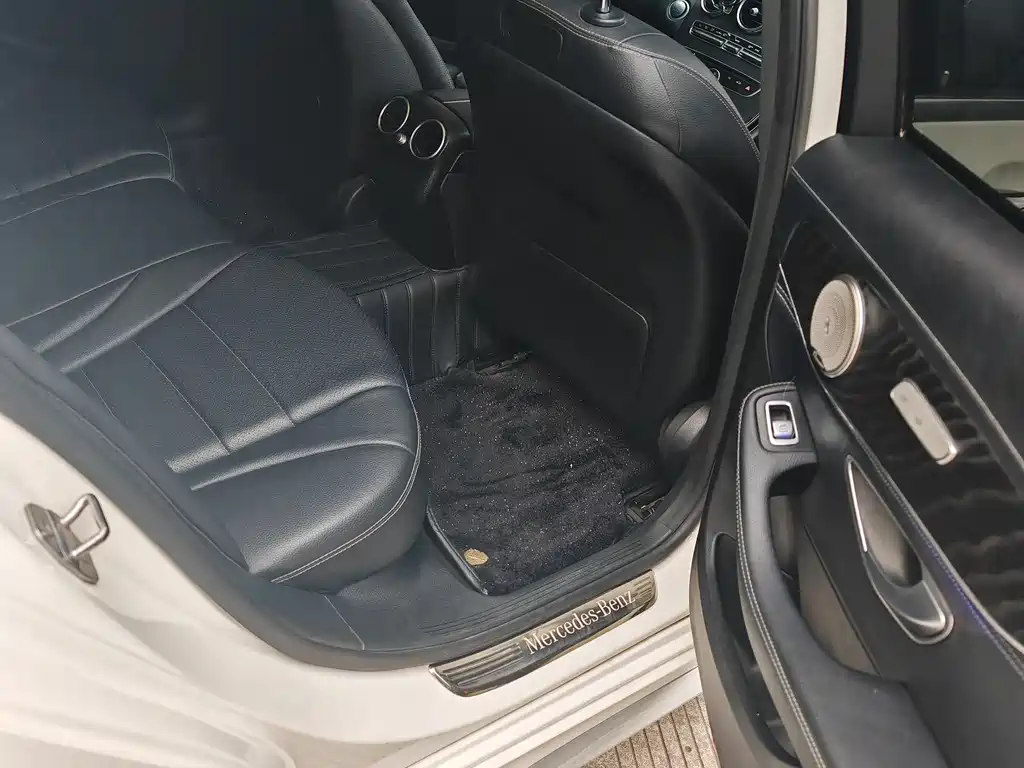 Mercedes-Benz Mercedes-Benz C-Class 2017 Model Year Facelift C 200 L Sport Edition 2017 - thumbnail 11