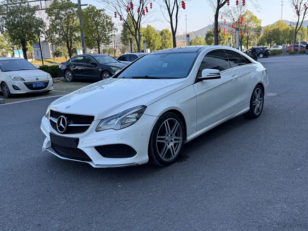 Mercedes-Benz Mercedes-Benz E-Class Coupe 2016 E 200 Dynamic Edition 2017 - thumbnail 3