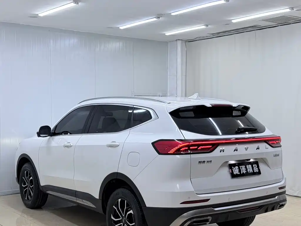 Haval Haval H6 2023 Guochao Edition 1.5T Automatic Urban Version 2023 - thumbnail 6