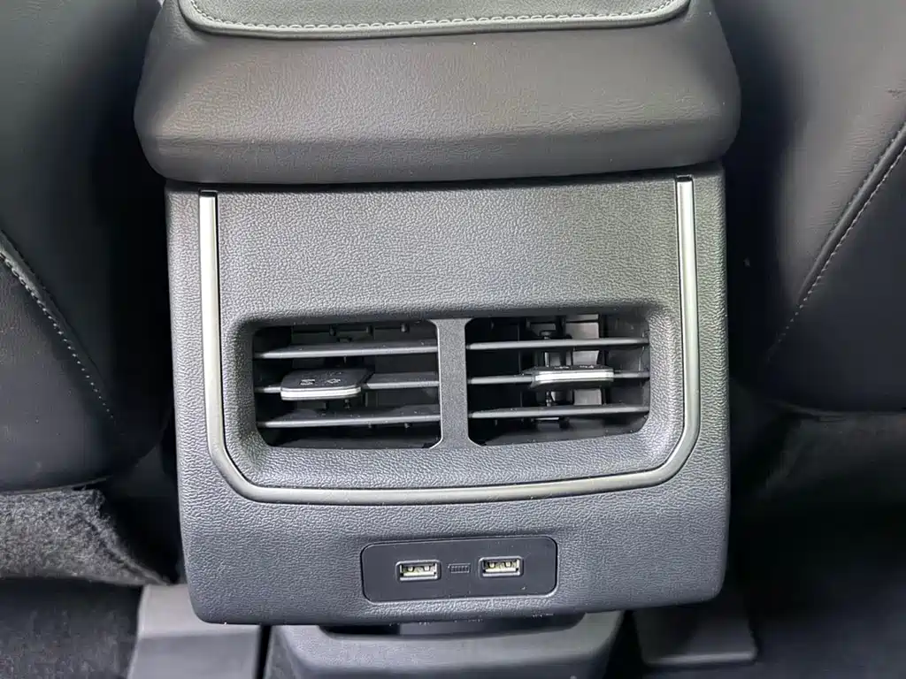 Haval Haval H6 2023 Guochao Edition 1.5T Automatic Urban Version 2023 - thumbnail 16