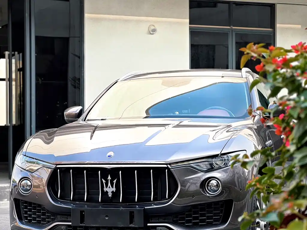 Maserati Maserati Levante 2016 3.0T Standard 2016 - thumbnail 4