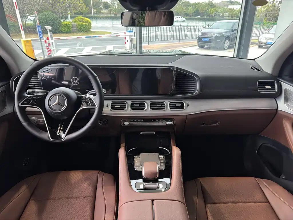 Mercedes-Benz Mercedes-Benz GLS 2025 GLS 450 4MATIC Dynamic Edition 2026 - thumbnail 6